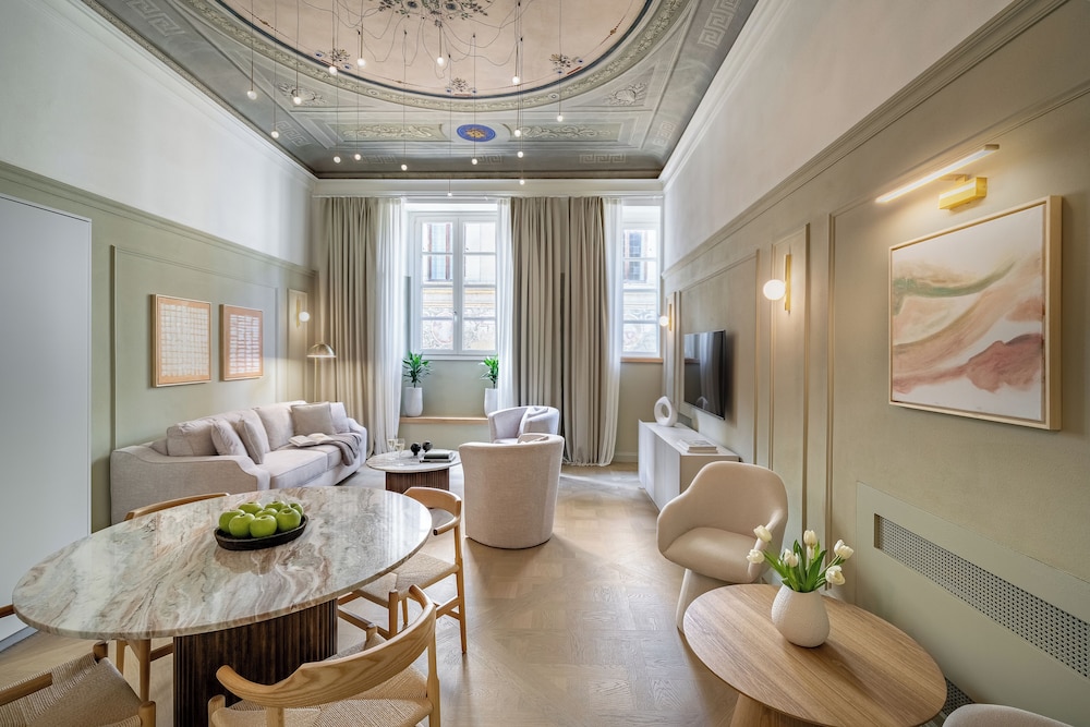 Exclusive Apartment