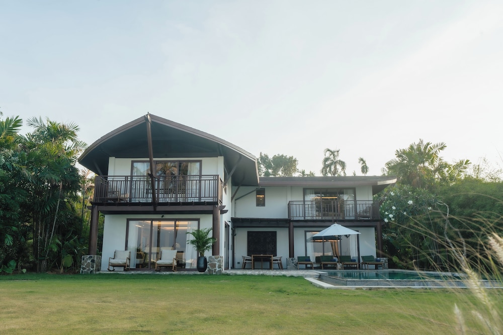 Grand Villa, 3 Bedrooms, Private Pool, Beachfront (Lux) - Photo 7