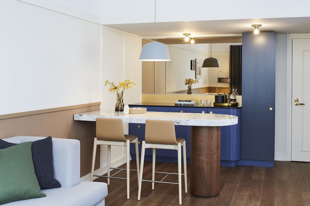 Suite, 1 Bedroom (High Floor)