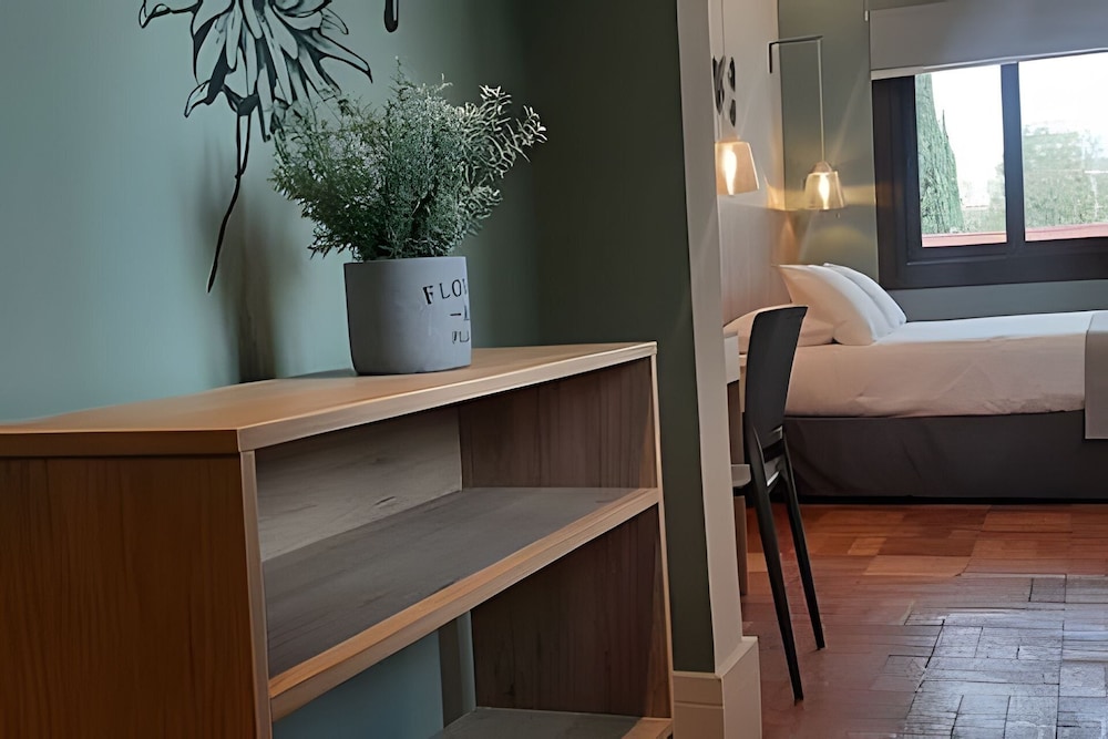 Basic Apartment