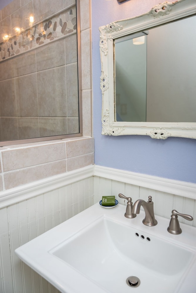 Room, Private Bathroom (Patty's Room) photo 2