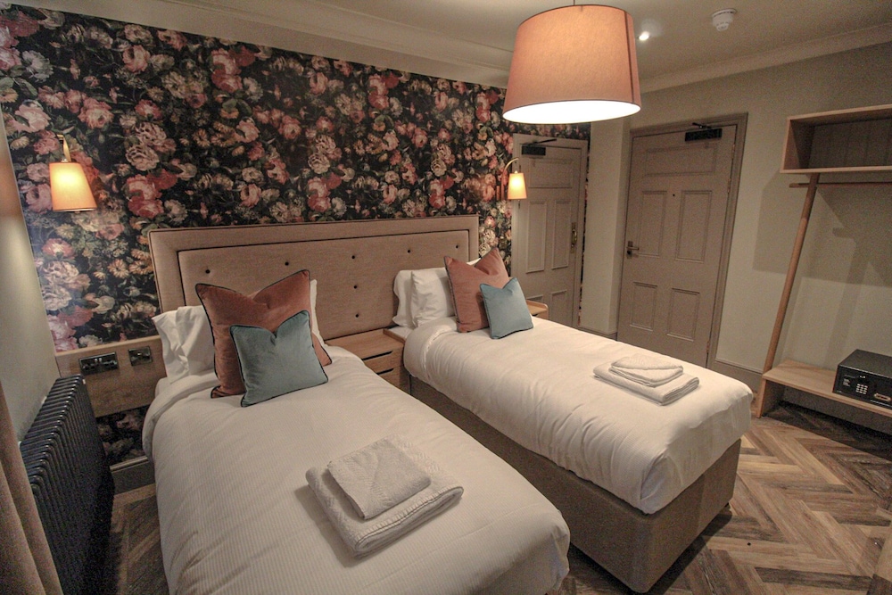 Twin Room, Ensuite - Photo 1