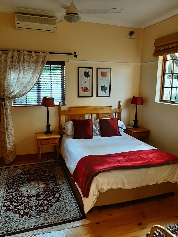 Peach Room photo 1