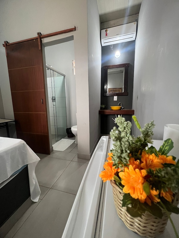Economy Room photo 3