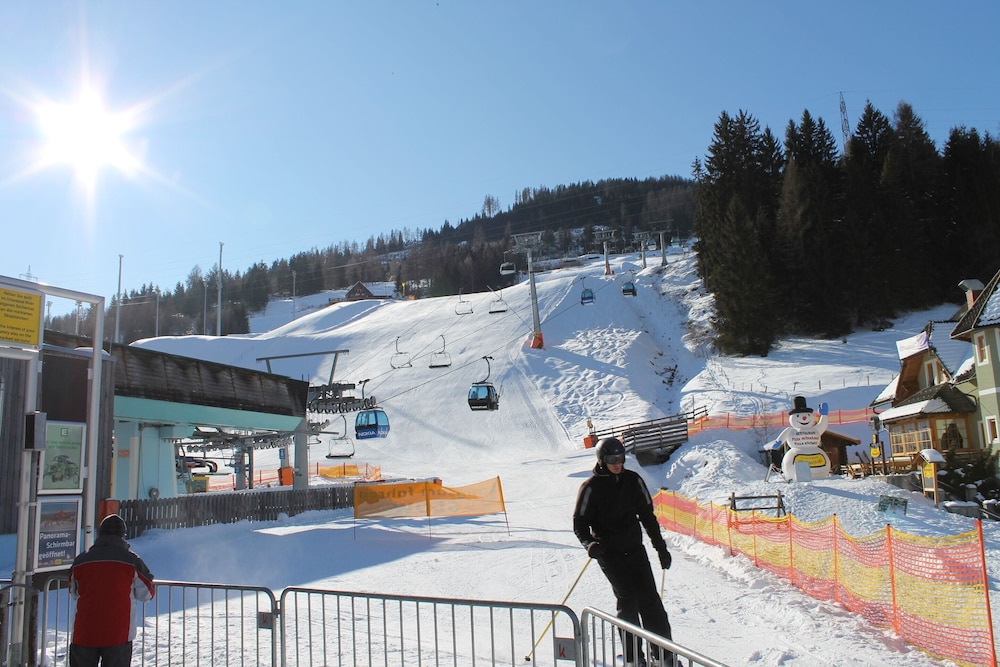 Chalet photo 1