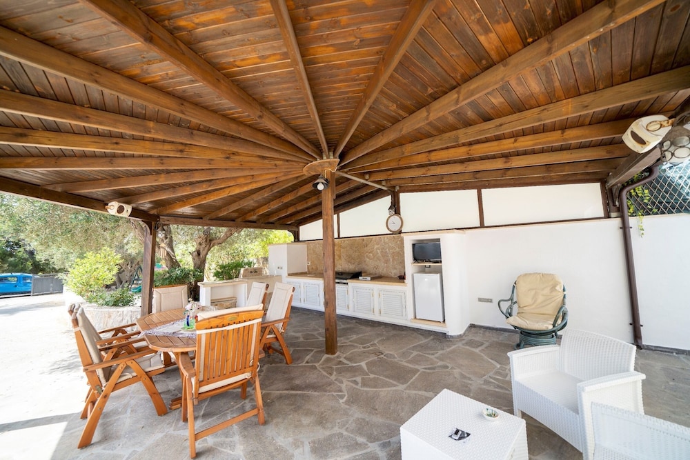 Villa Machri - Avec piscine privée et grand jardin proche de la mer, Photo 41