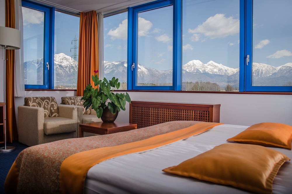 Panoramic Quadruple Room