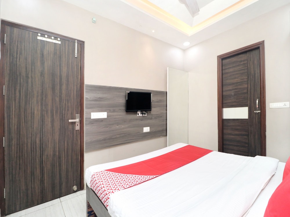 Double Or Twin Room, 1 King Bed photo 3