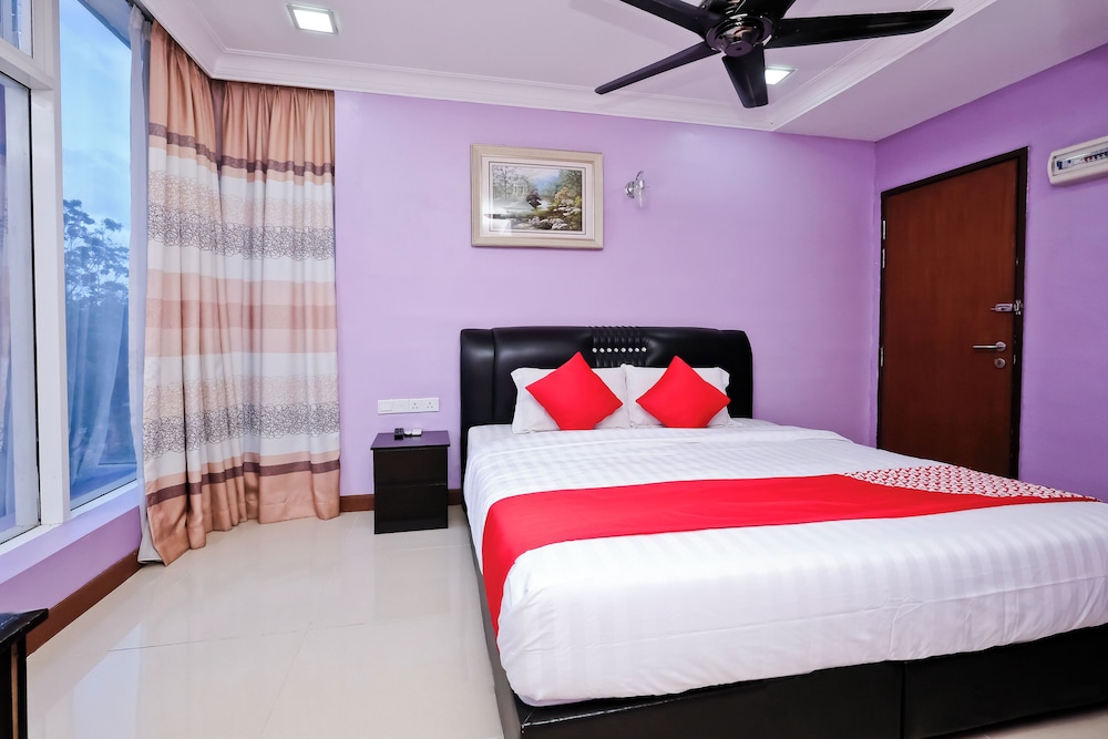 Deluxe Double Room, 1 King Bed photo 2