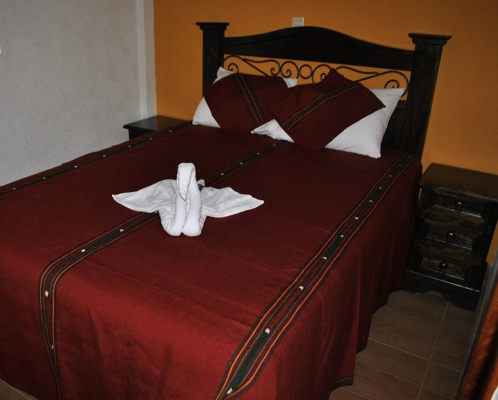 Classic Quadruple Room, Multiple Beds, Non Smoking photo 1