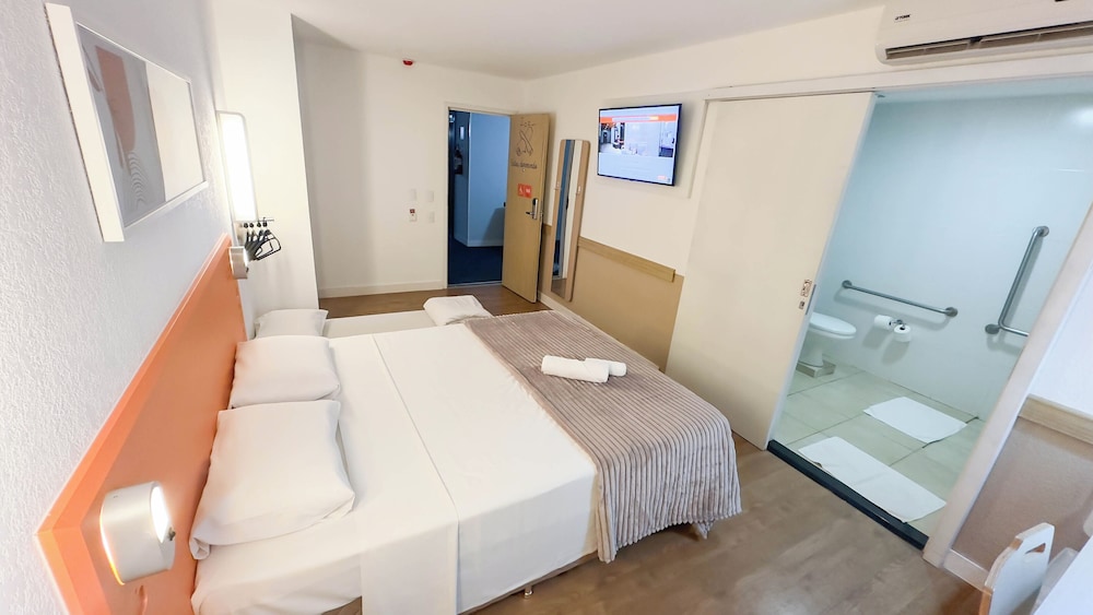 Standard Room, Multiple Beds (Adaptado - Pne) photo 1