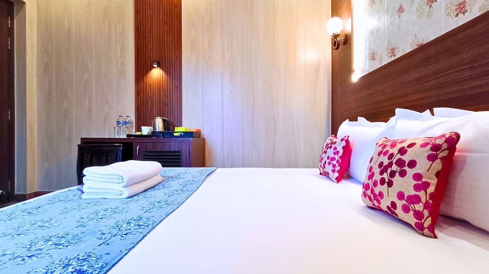 Premium Room, Balcony - Photo 3