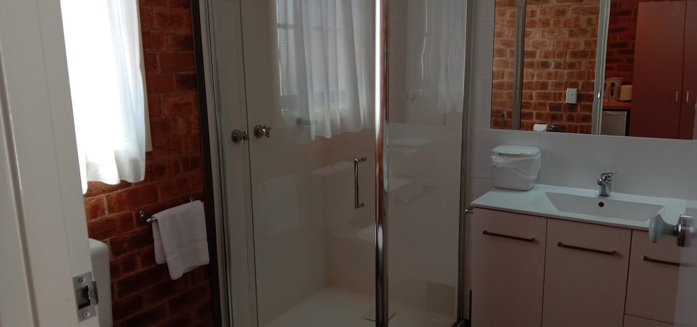 Deluxe Triple Room photo 3