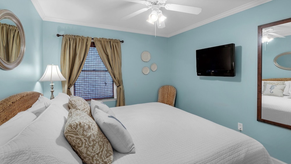 Condo, Multiple Beds, Balcony, Ocean View (Mistral 10) photo 1