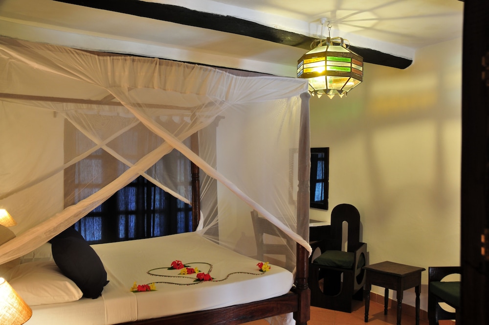 Standard Triple Room, Garden View photo 3