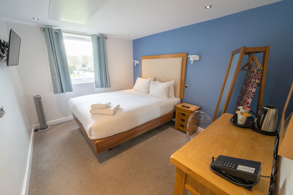 Standard Double Room, 1 King Bed photo 1
