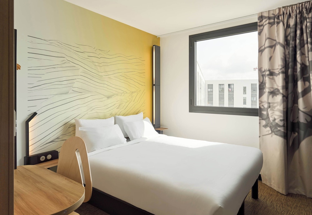 Double Room, Non Smoking - Photo 3