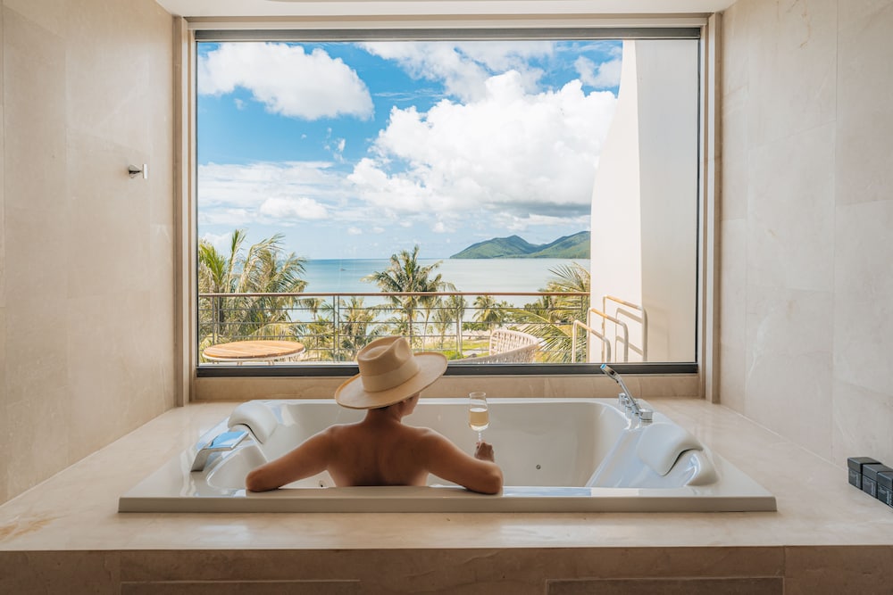 Sea View Pool Penthouse - Photo 6
