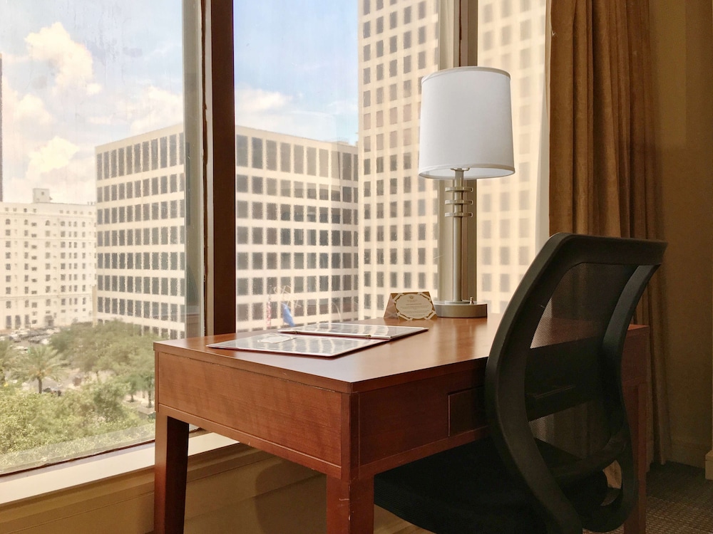 Standard Room, 2 Queen Beds, Non Smoking, Refrigerator & Microwave (Quiet Location) - Photo 4