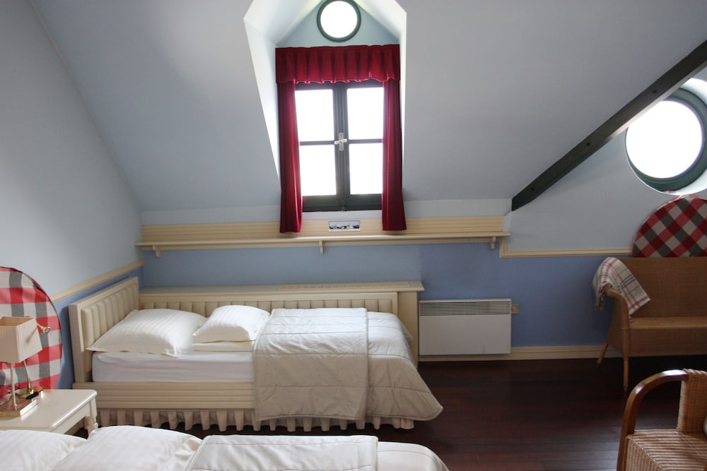 Standard Triple Room photo 3