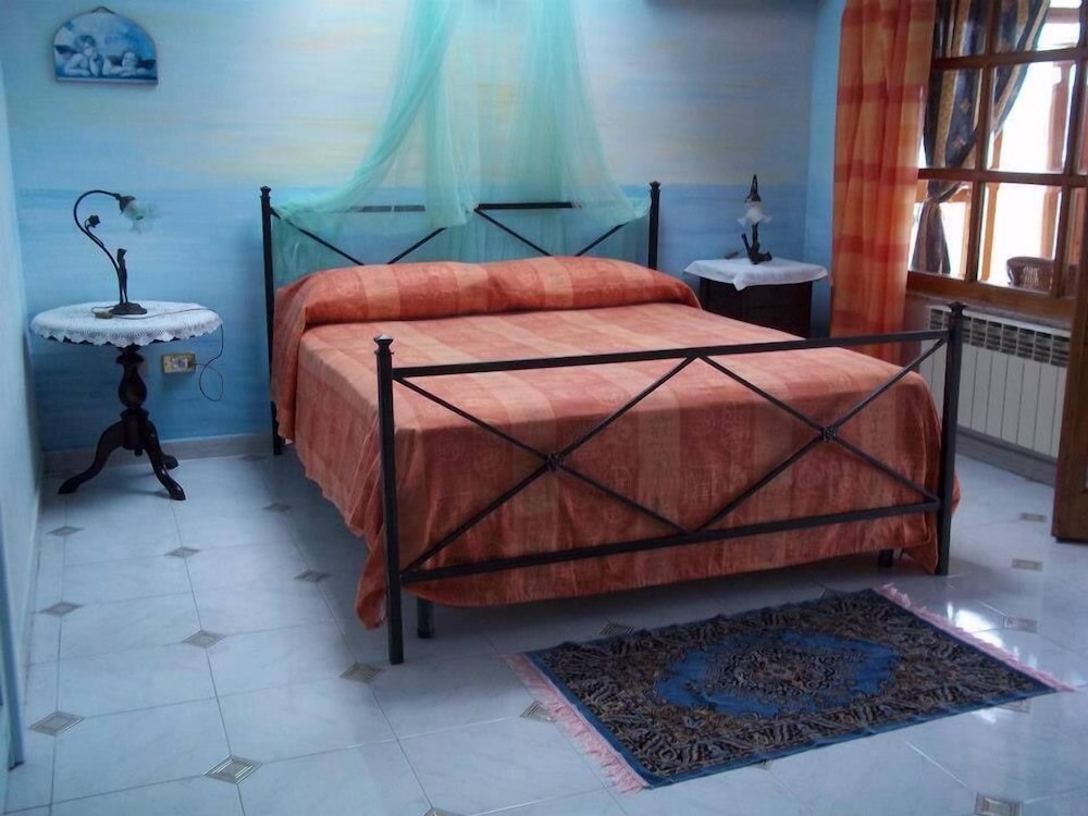 Deluxe Suite - Photo 1