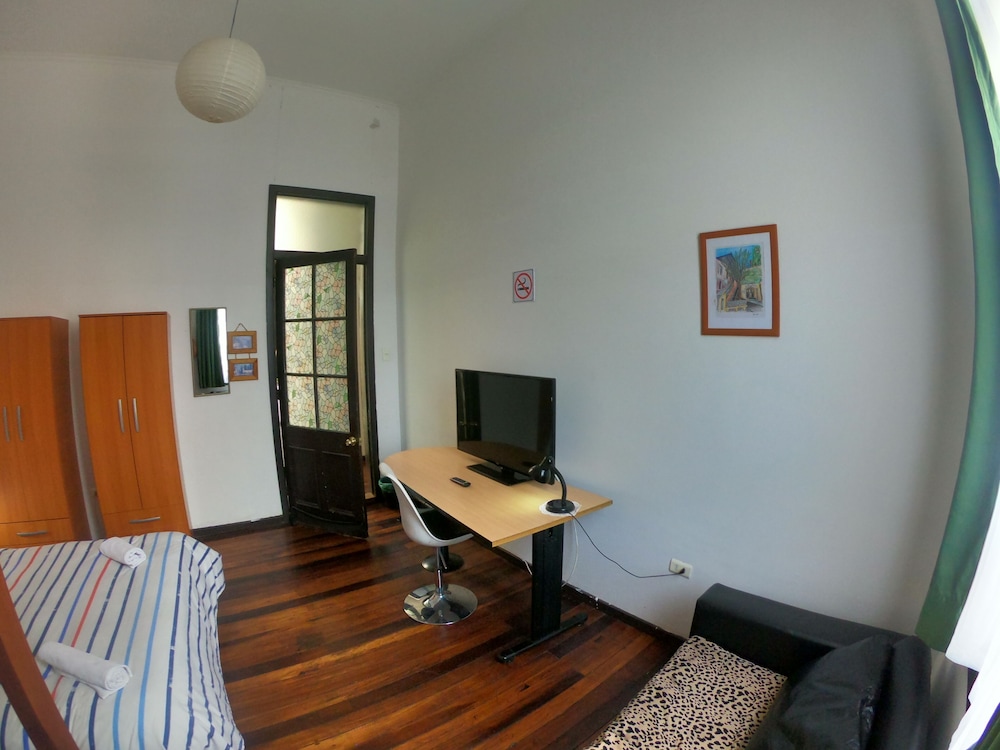 Family Quadruple Room, 1 Bedroom, Non Smoking photo 1