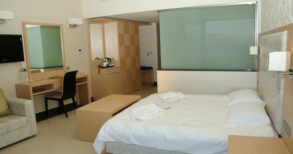 Deluxe Double Room, Sea View photo 1