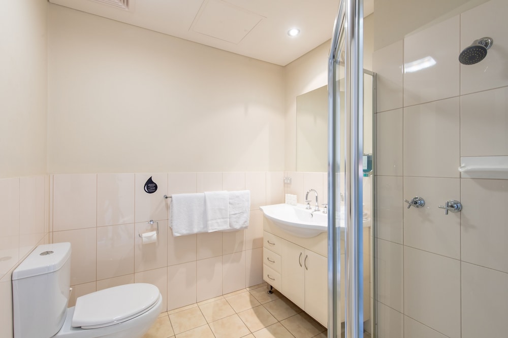1 Bedroom Studio - Offsite and stair access only