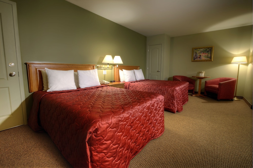 Standard Room, 2 Queen Beds photo 1