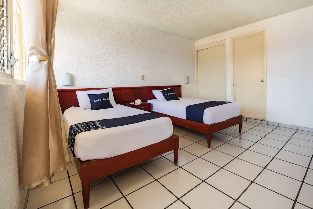 Standard Room, 2 Twin Beds photo 1