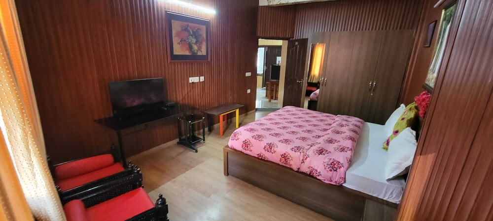 Casa Arhan 3BHK LUX Penthouse ValleyView