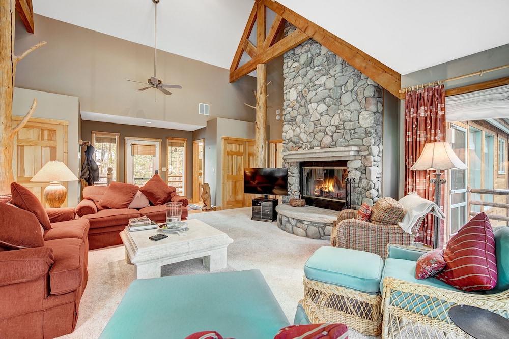 Condo, 5 Bedrooms