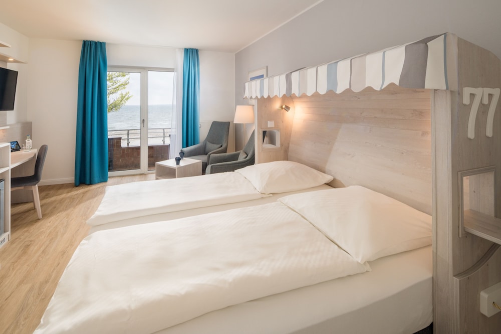 Deluxe Room (Single Use)