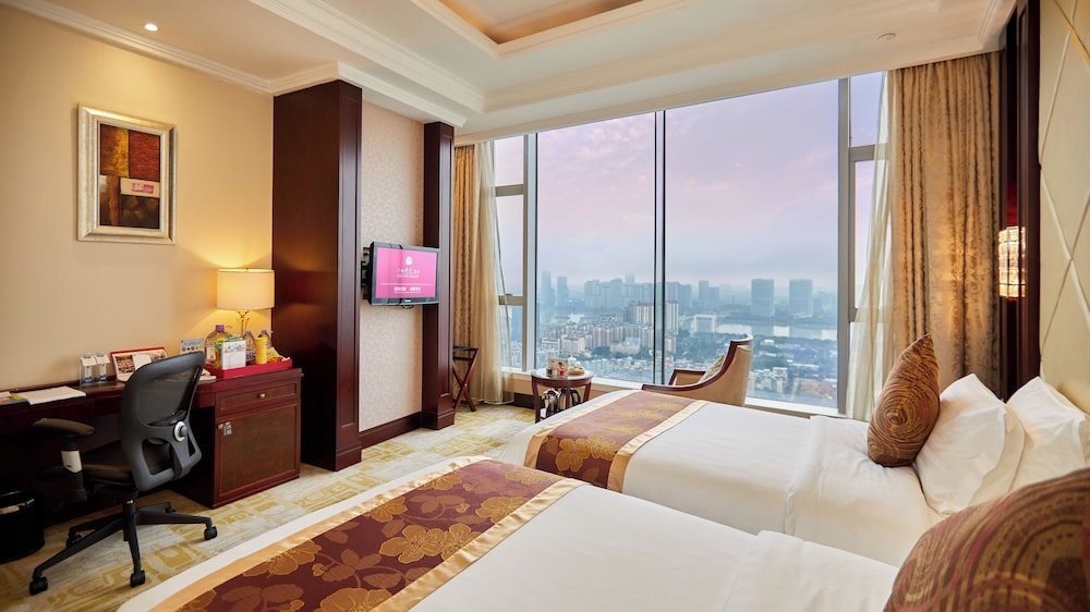 Superior Room, River View (Twin Bed) - Photo 3