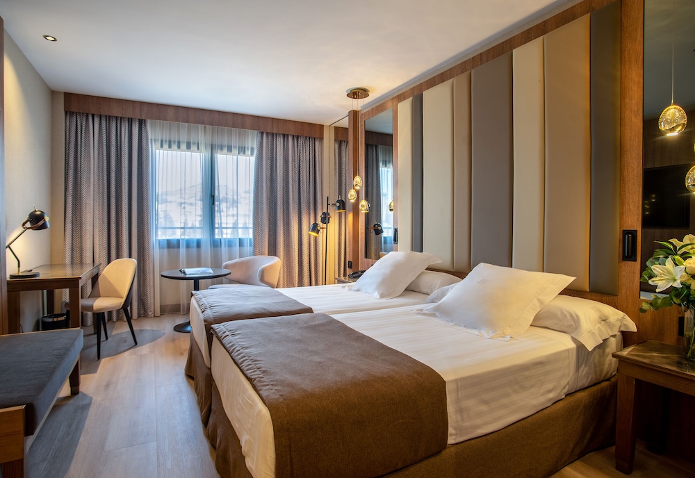 Standard Room - Photo 1