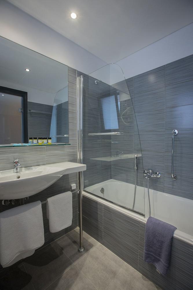 Relax in a stylish and modern sanctuary.