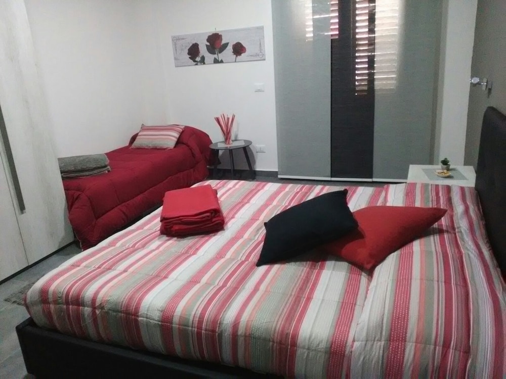 Triple Room, Multiple Beds, Non Smoking