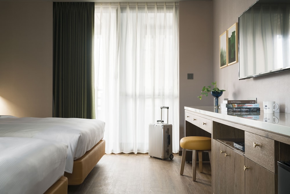 Superior Quadruple Room photo 3