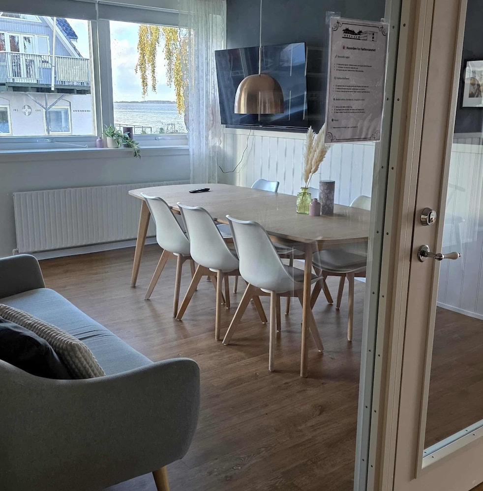 Economy Double Room, 2 Twin Beds, Shared Bathroom, Garden View photo 3