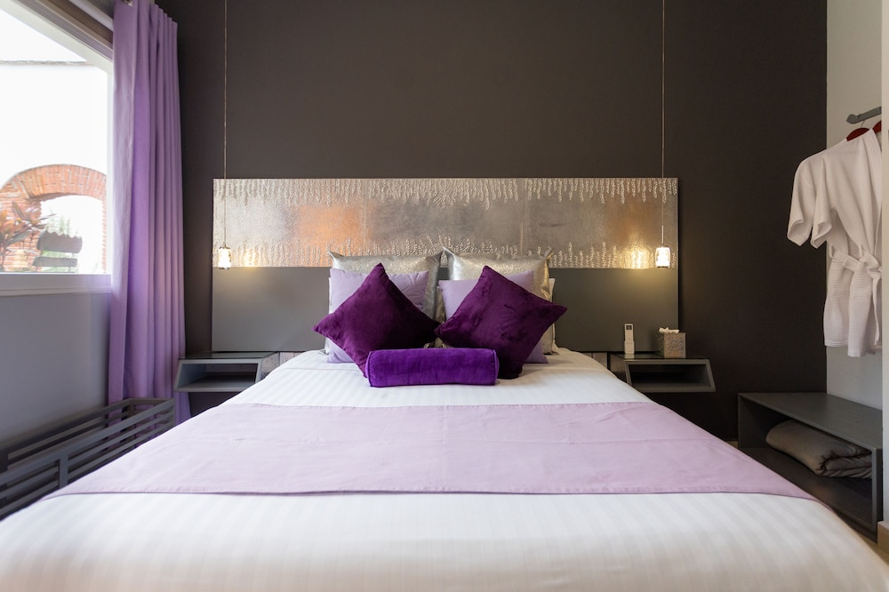 Standard Room photo 2