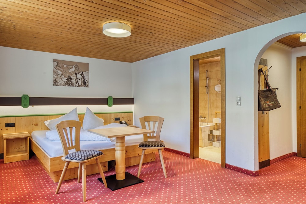 Economy Room, Annex Building photo 1