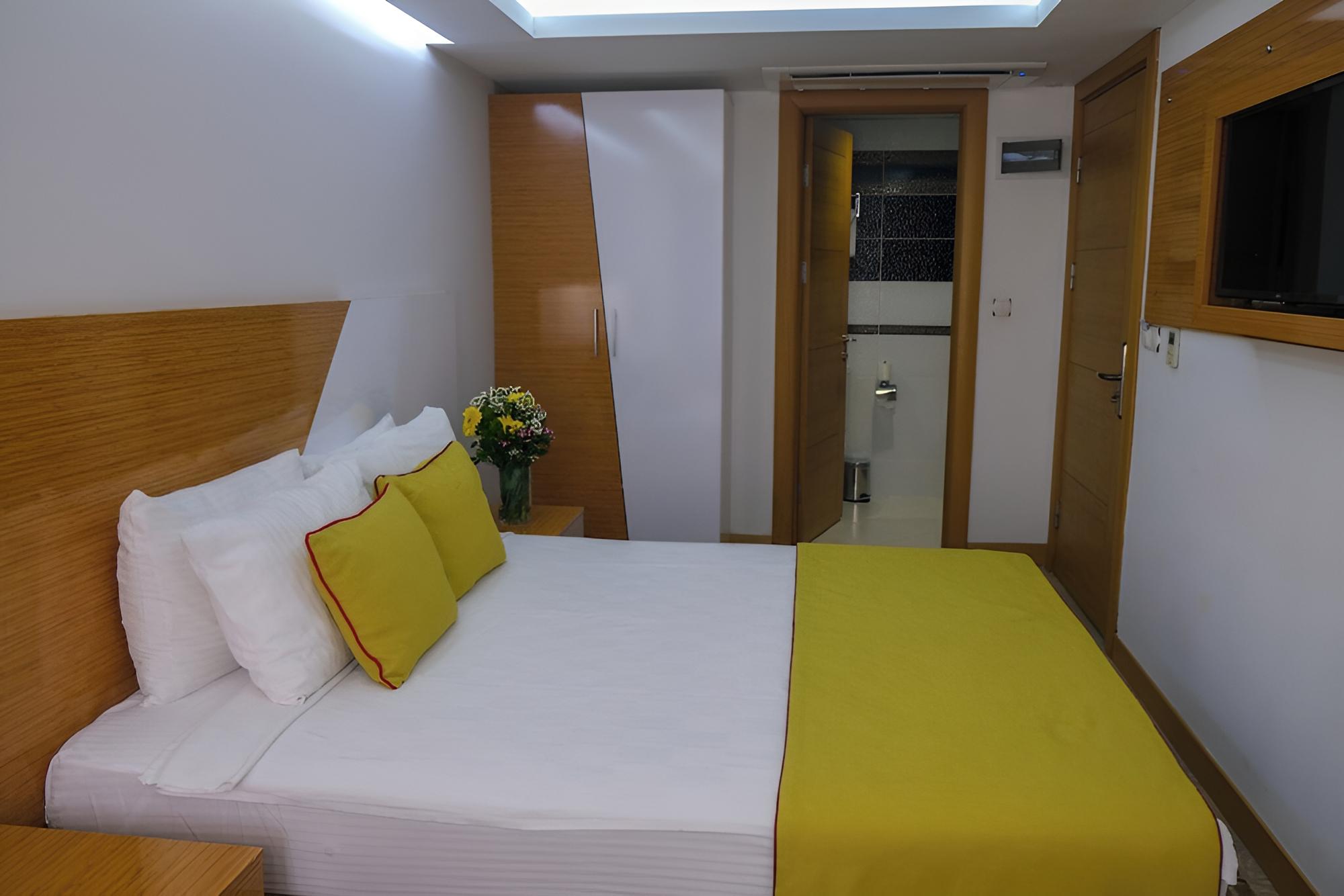 Standard Double Room - Photo 4