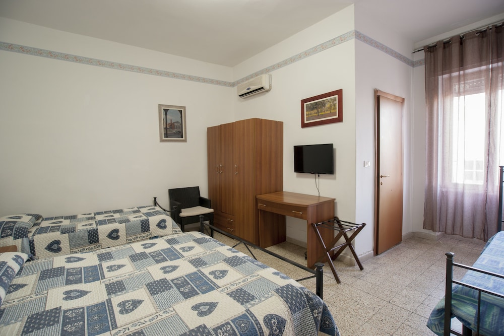 Quadruple Room photo 3
