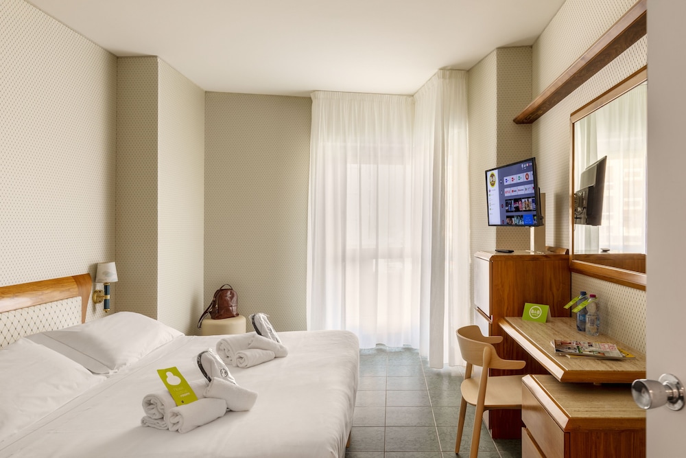 Superior Double Room, Non Smoking - Photo 2