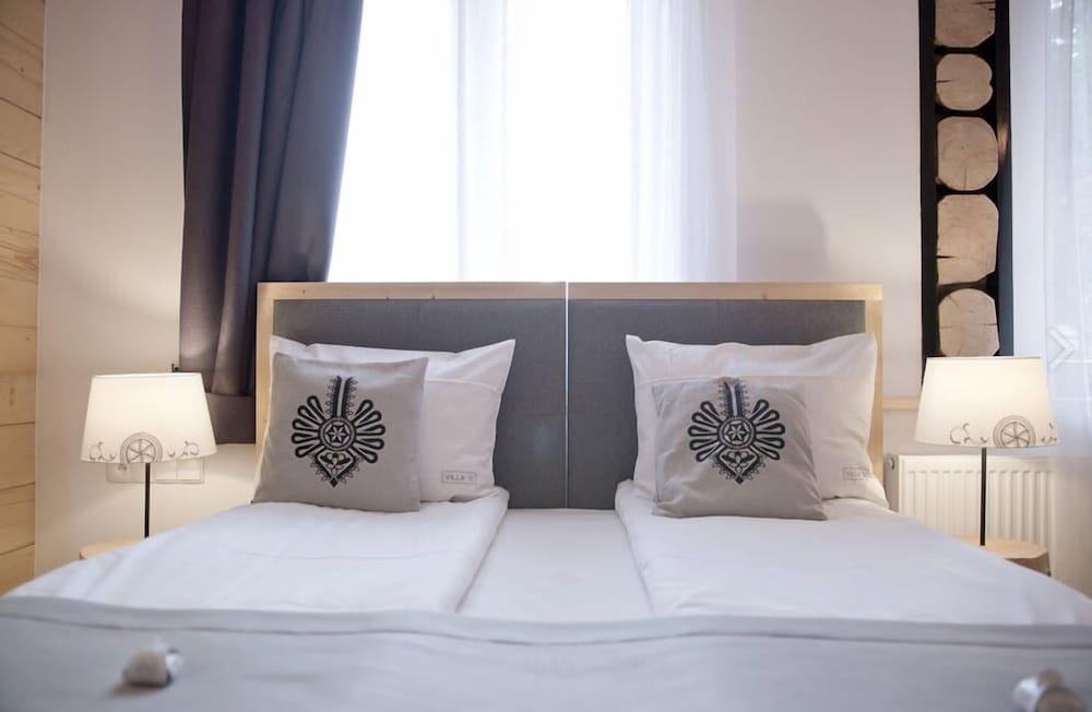 Economy Double Room photo 2