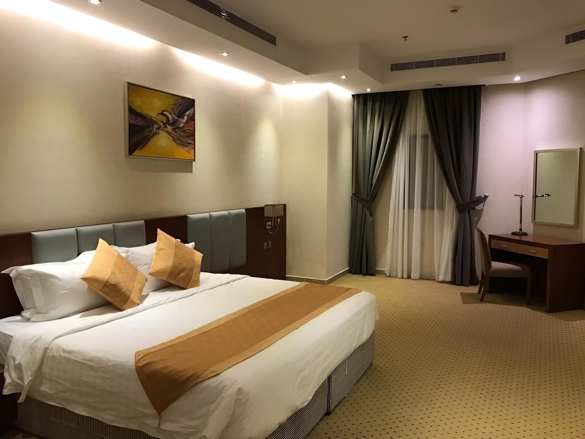 Junior Studio Suite, 1 King Bed
