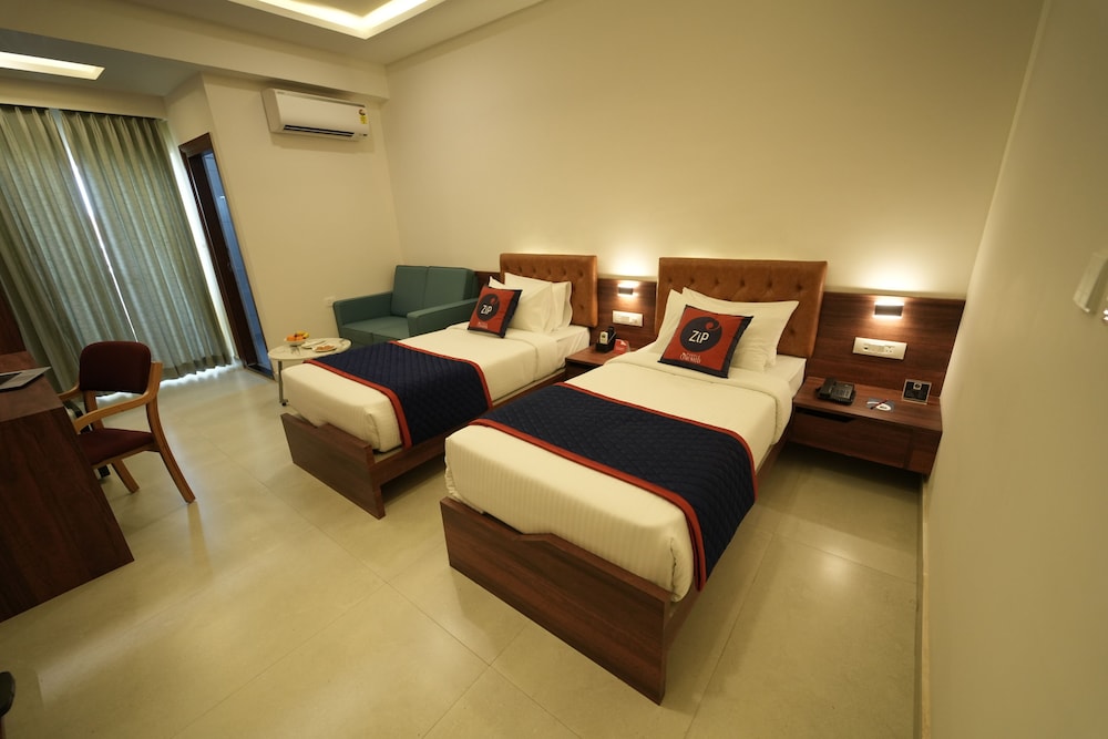 Premium Twin Room photo 1