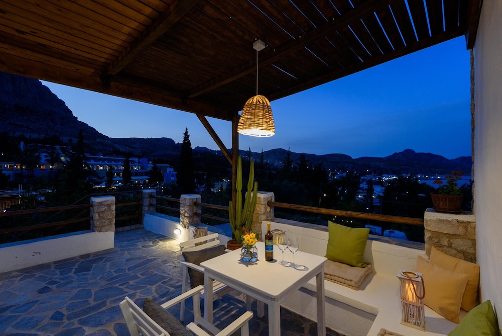 Agnanti Beach Apartments - Horizon photo 2