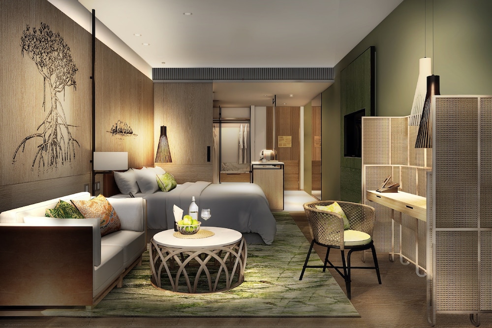 Standard Room, 1 King Bed, Pool Access