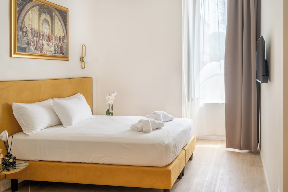 Deluxe Double or Twin Room, Private Bathroom